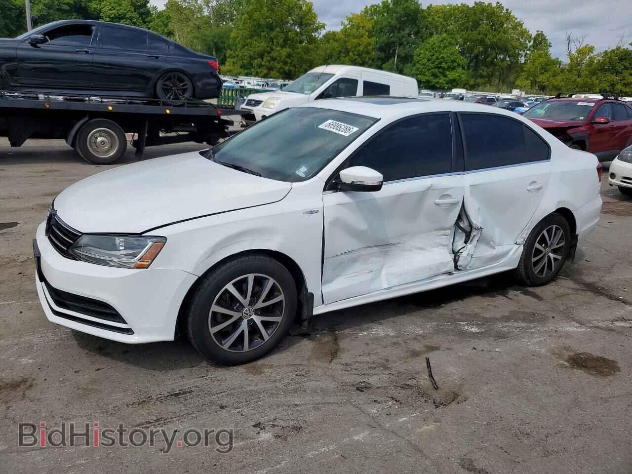 Фотография 3VWDB7AJ3HM231363 - VOLKSWAGEN JETTA 2017
