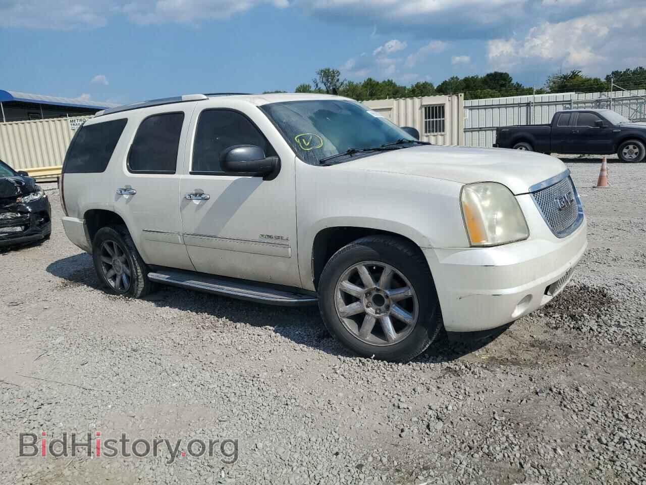 2011 GMC YUKON - VIN: 1GKS1EEF1BR366083 - Фото 4