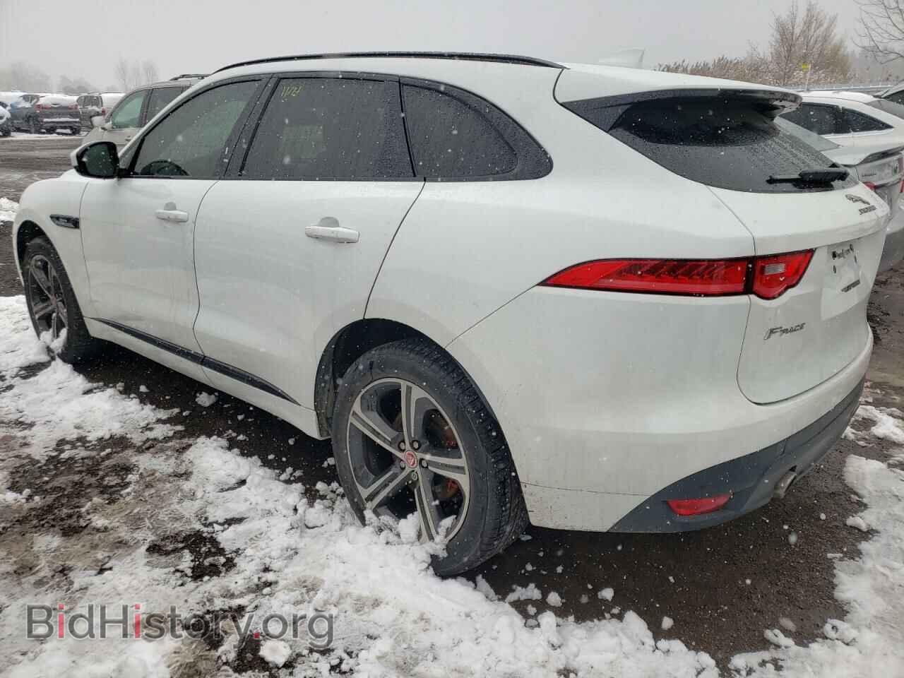 2017 JAGUAR F-PACE - VIN: SADCL2BVXHA063559 - Фото 2