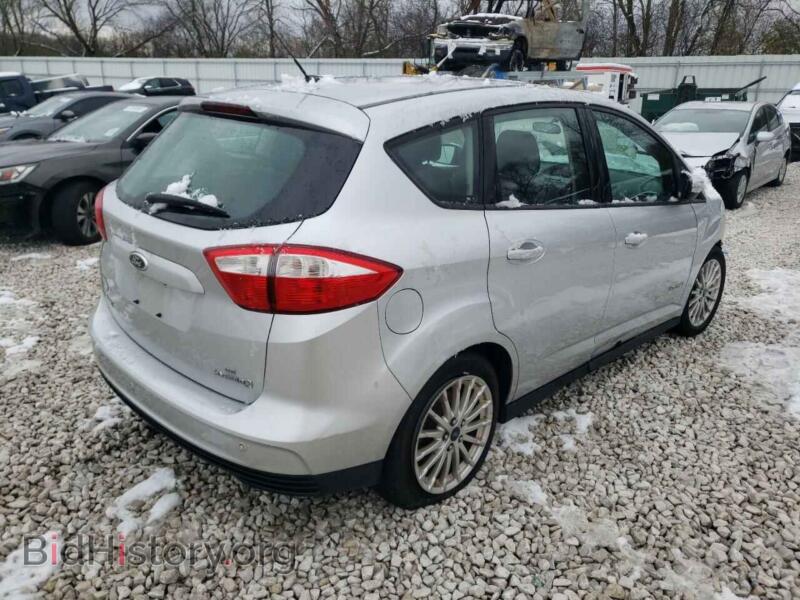 2013 Ford CMAX (VIN 1FADP5AU4DL538562) — фото 3 из 12