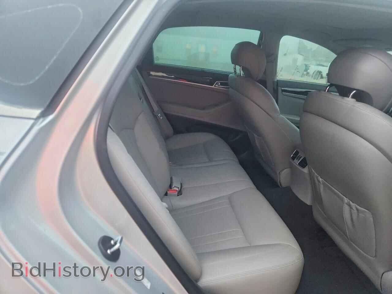 2017 GENESIS G80 - VIN: KMHGN4JE5HU167908 - Photo 10