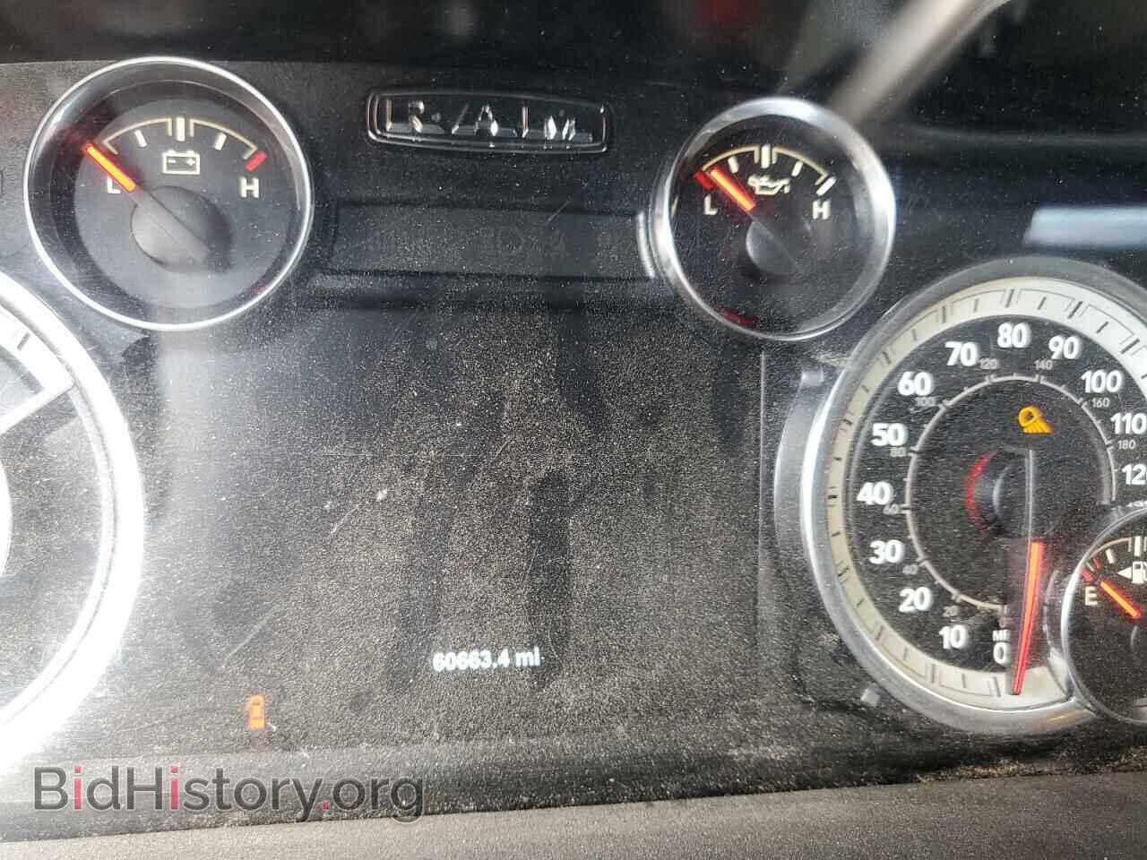 2018 RAM 1500 - VIN: 3C6RR7LTXJG178563 - Фото 9