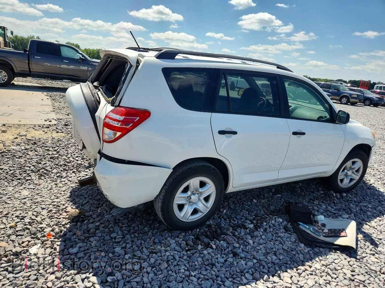 2011 TOYOTA RAV4 - VIN: 2T3ZF4DV8BW098311 - Фото 3
