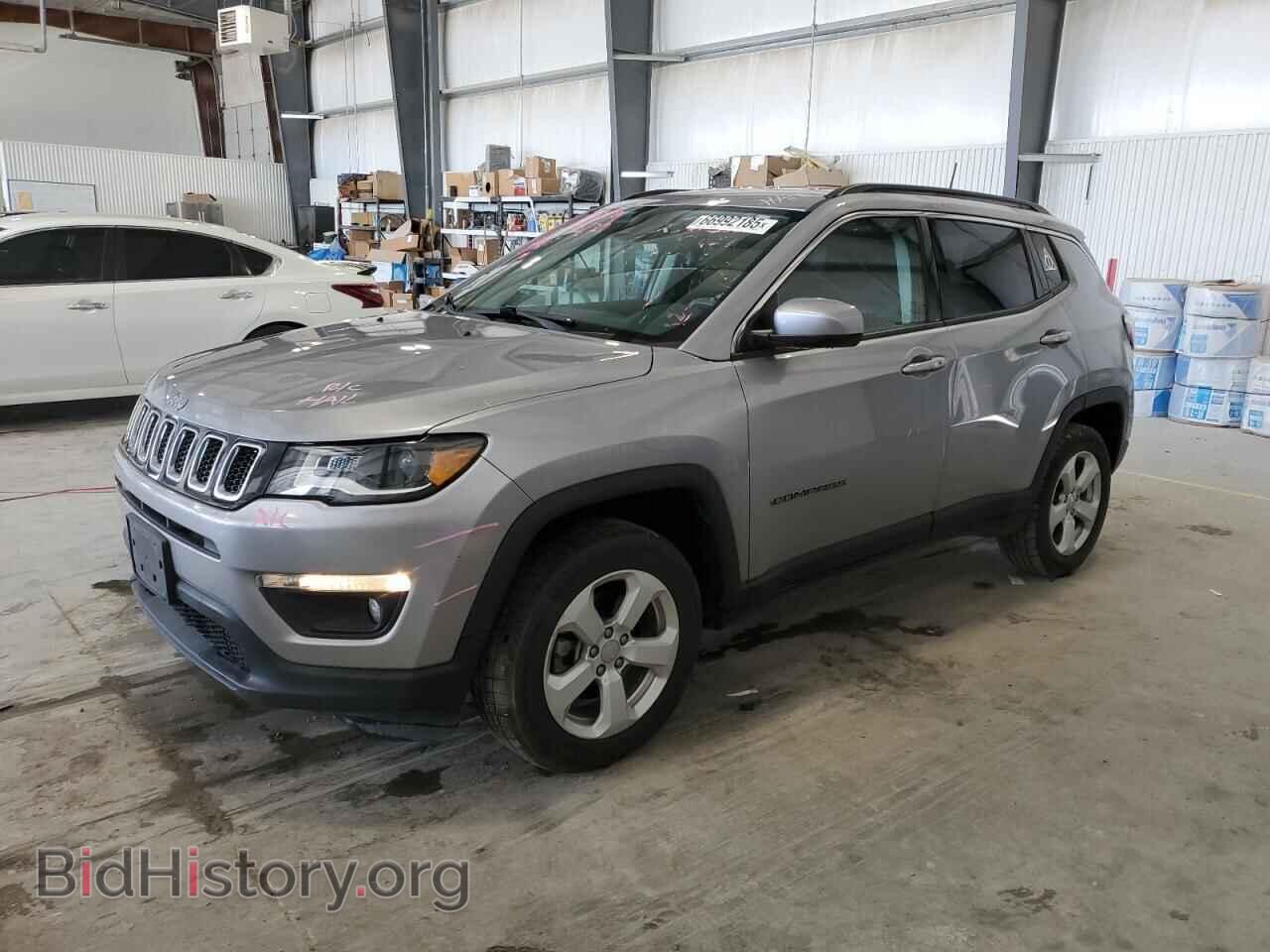 Фотография 3C4NJDBB8JT393677 - JEEP COMPASS 2018
