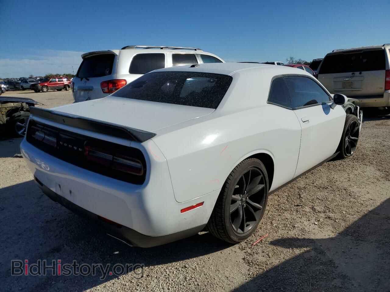 2018 DODGE CHALLENGER - VIN: 2C3CDZAG7JH215278 - Фото 4