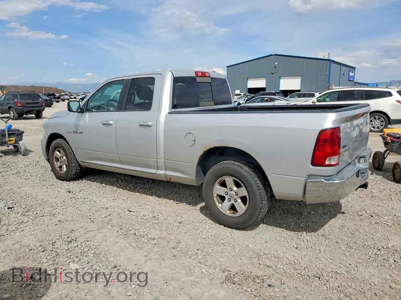 2010 DODGE RAM 1500 - VIN: 1D7RV1GT3AS113452 - Фото 2
