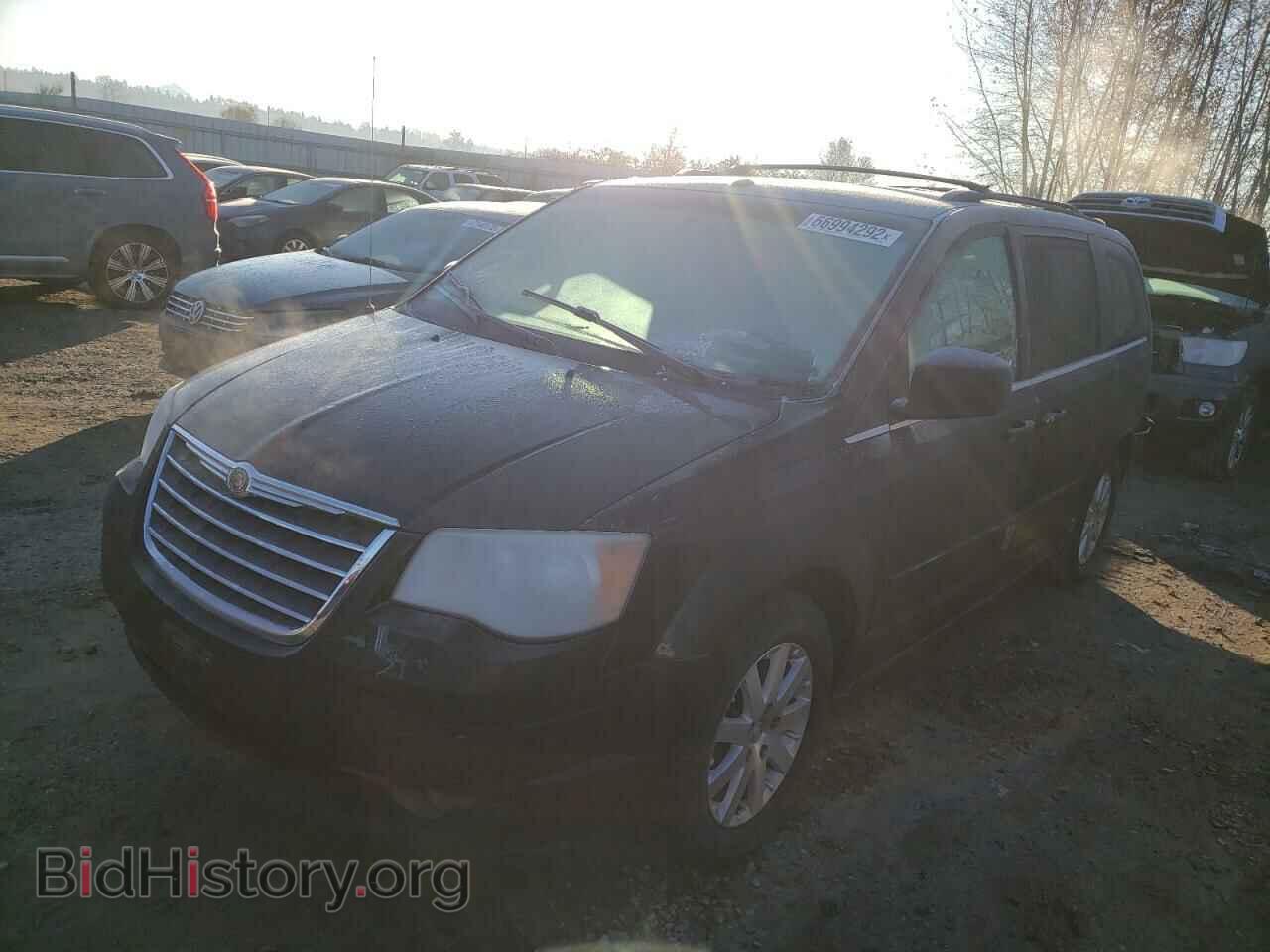 2008 CHRYSLER MINIVAN - VIN: 2A8HR54P08R614831 - Фото 2