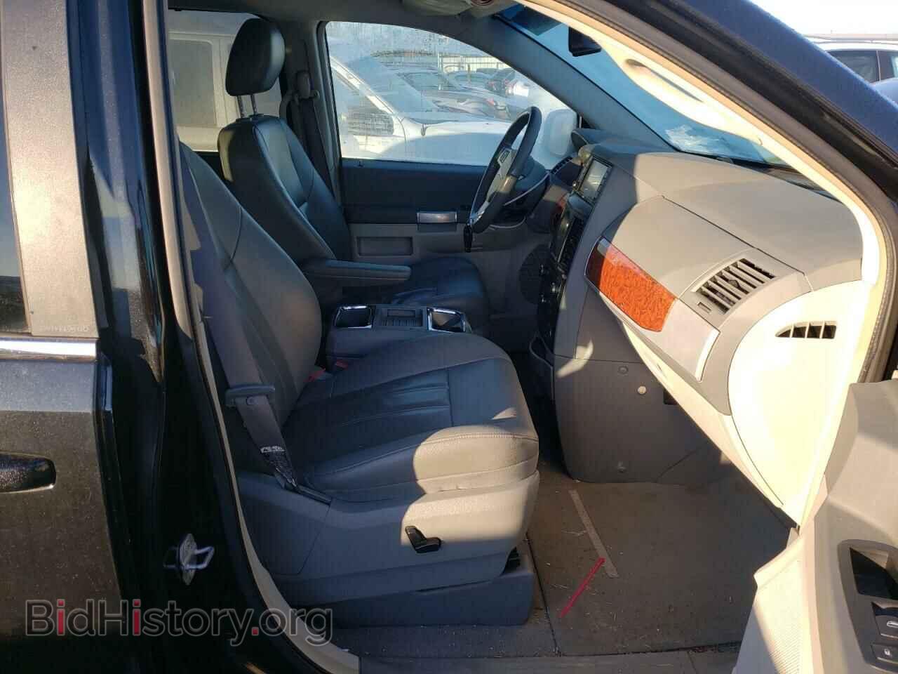 2008 CHRYSLER MINIVAN - VIN: 2A8HR54P08R614831 - Фото 5