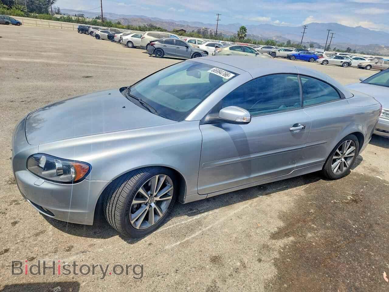 Фотография YV1672MC7AJ090923 - VOLVO C70 2010