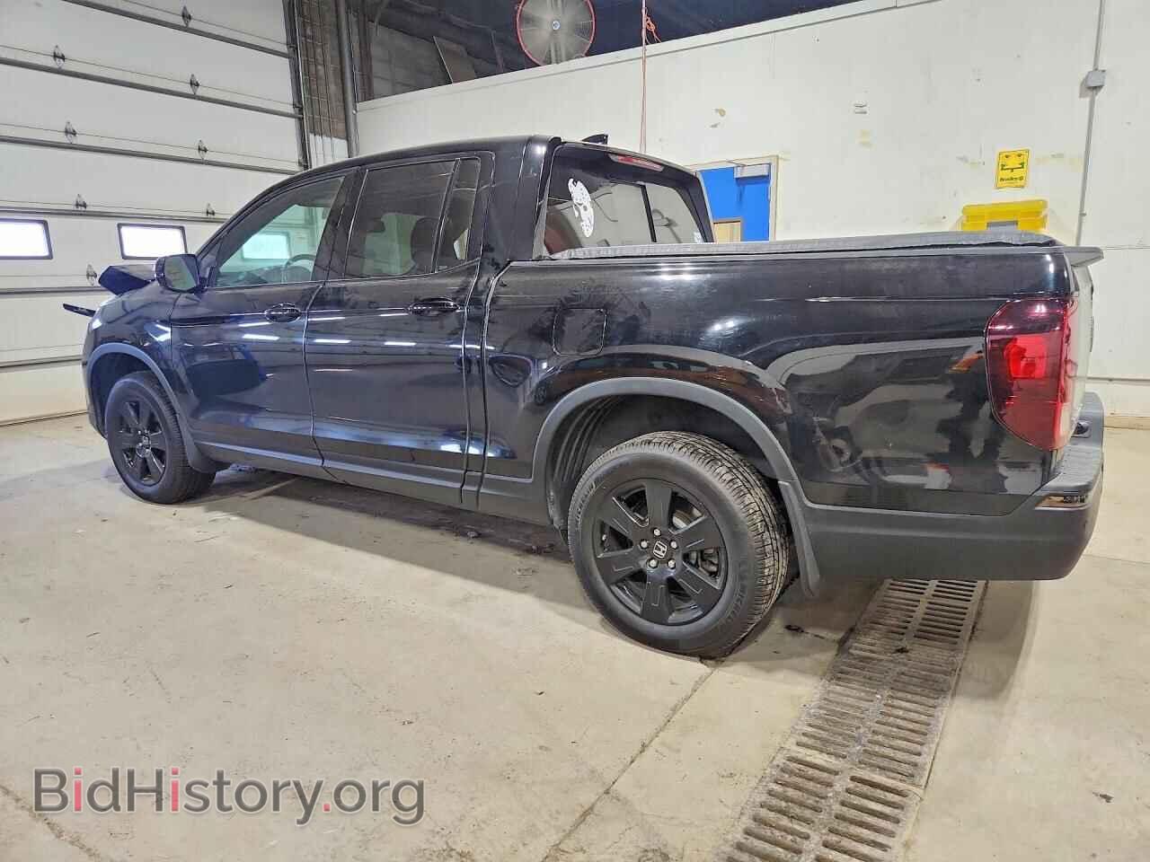 2017 HONDA RIDGELINE - VIN: 5FPYK3F80HB007238 - Photo 2