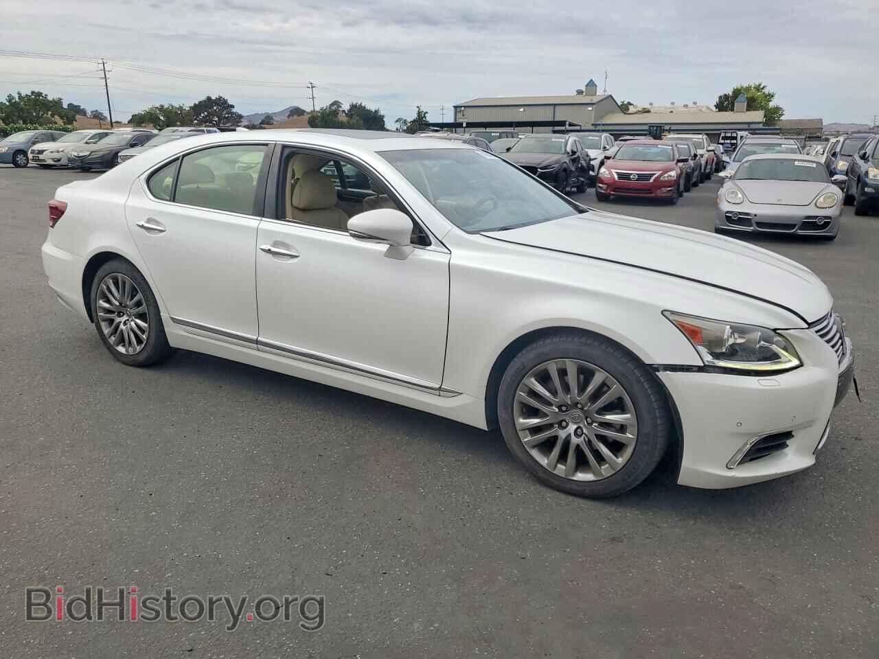 2016 LEXUS LS460 - VIN: JTHBL5EF1G5142587 - Photo 4