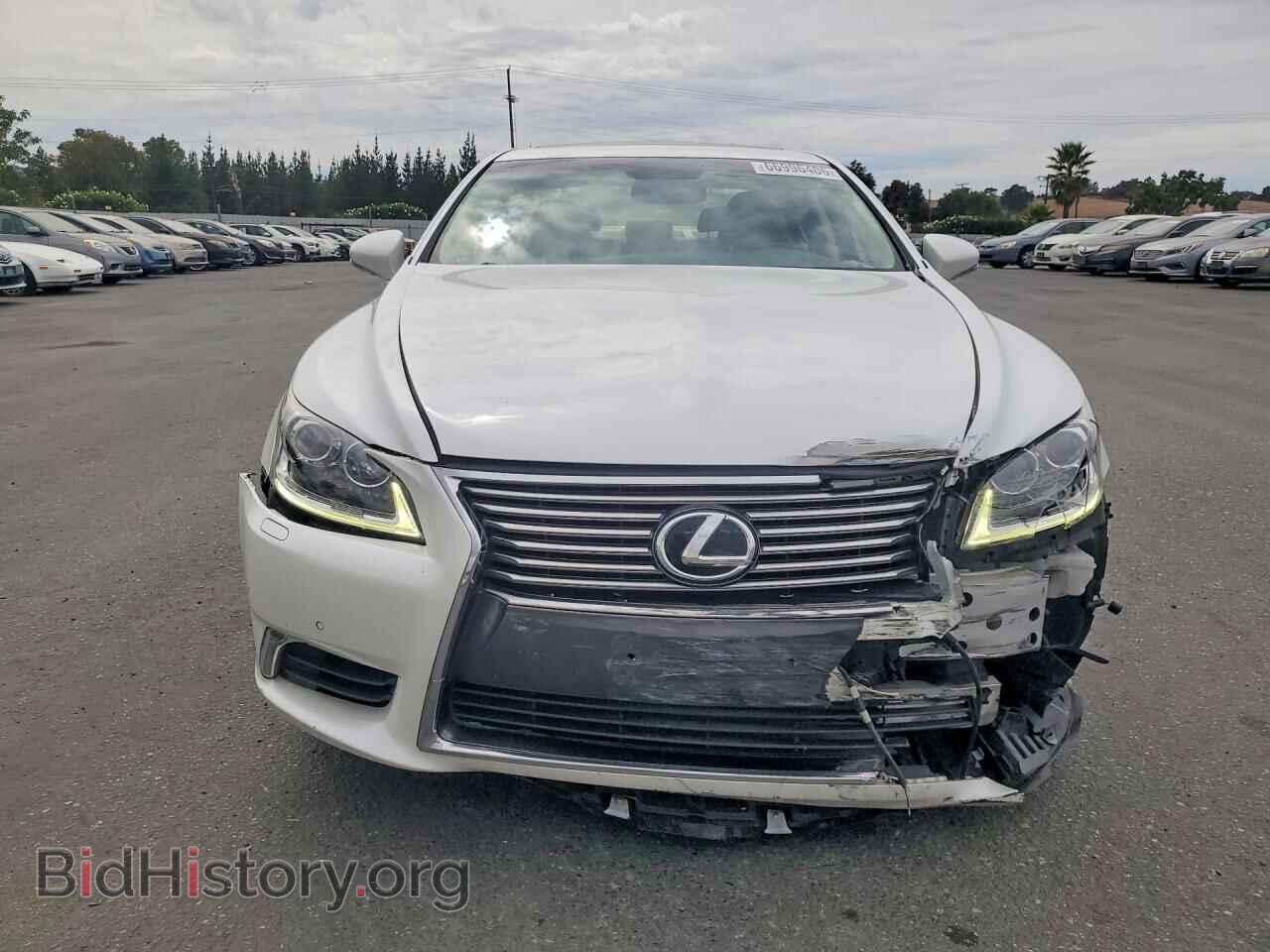 2016 LEXUS LS460 - VIN: JTHBL5EF1G5142587 - Photo 5