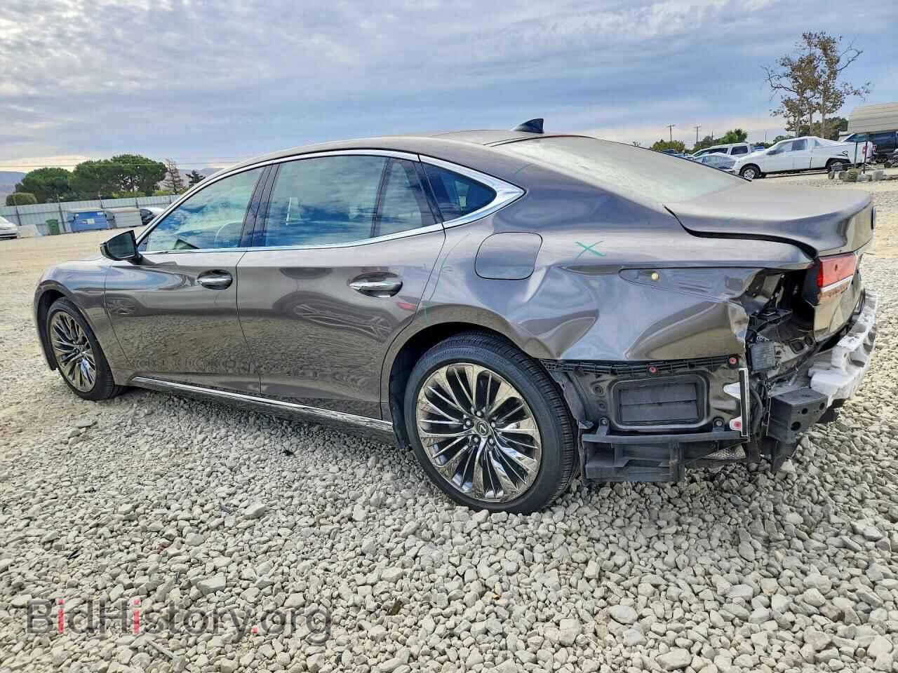 2018 LEXUS LS500 - VIN: JTHB5LFF8J5002895 - Photo 2