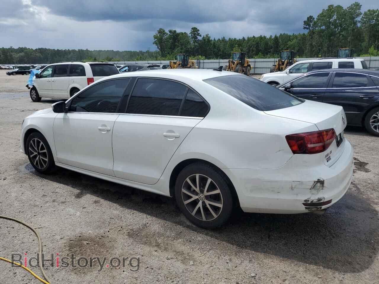 2017 VOLKSWAGEN JETTA - VIN: 3VWDB7AJ7HM245234 - Фото 2