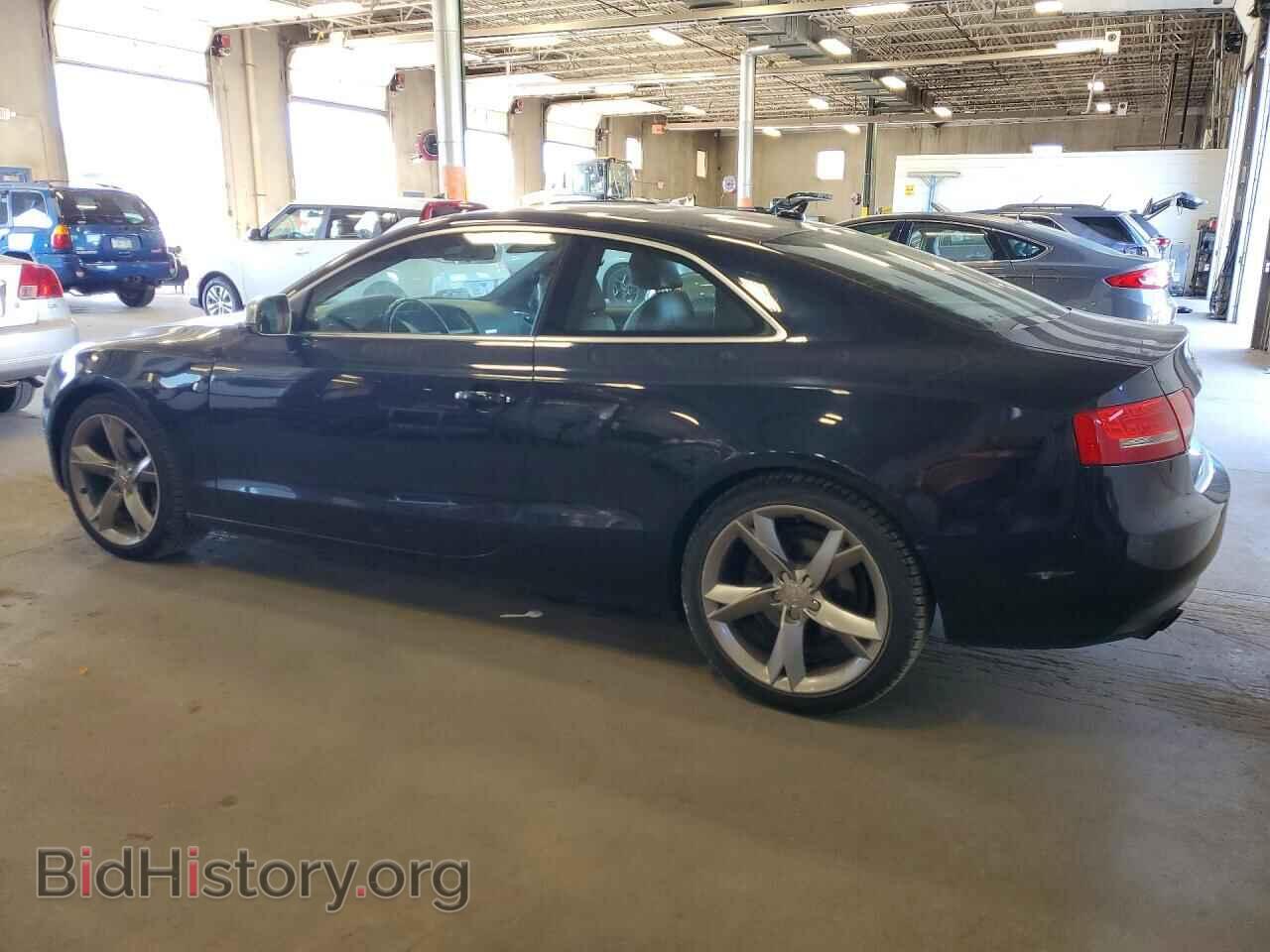 2010 AUDI A5 - VIN: WAURFAFR8AA071554 - Фото 2