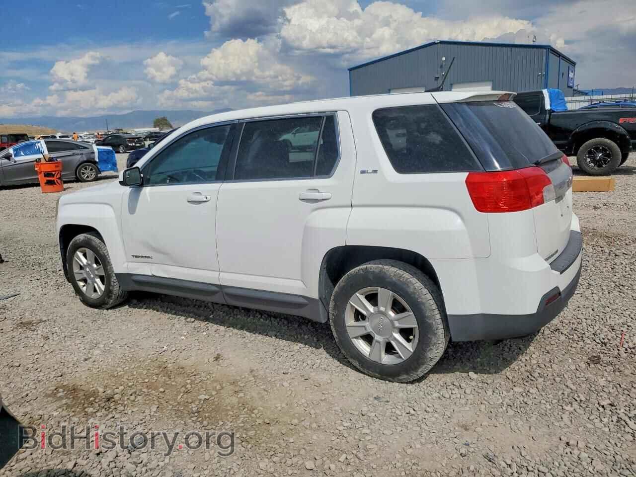 2013 GMC TERRAIN - VIN: 2GKFLREK7D6430898 - Photo 2
