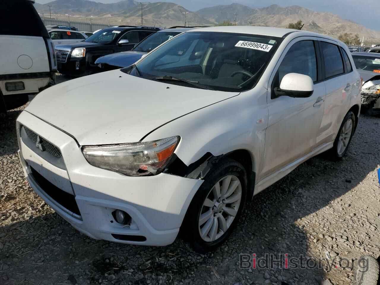 Фотография JA4AR4AU7BZ015123 - MITSUBISHI OUTLANDER 2011