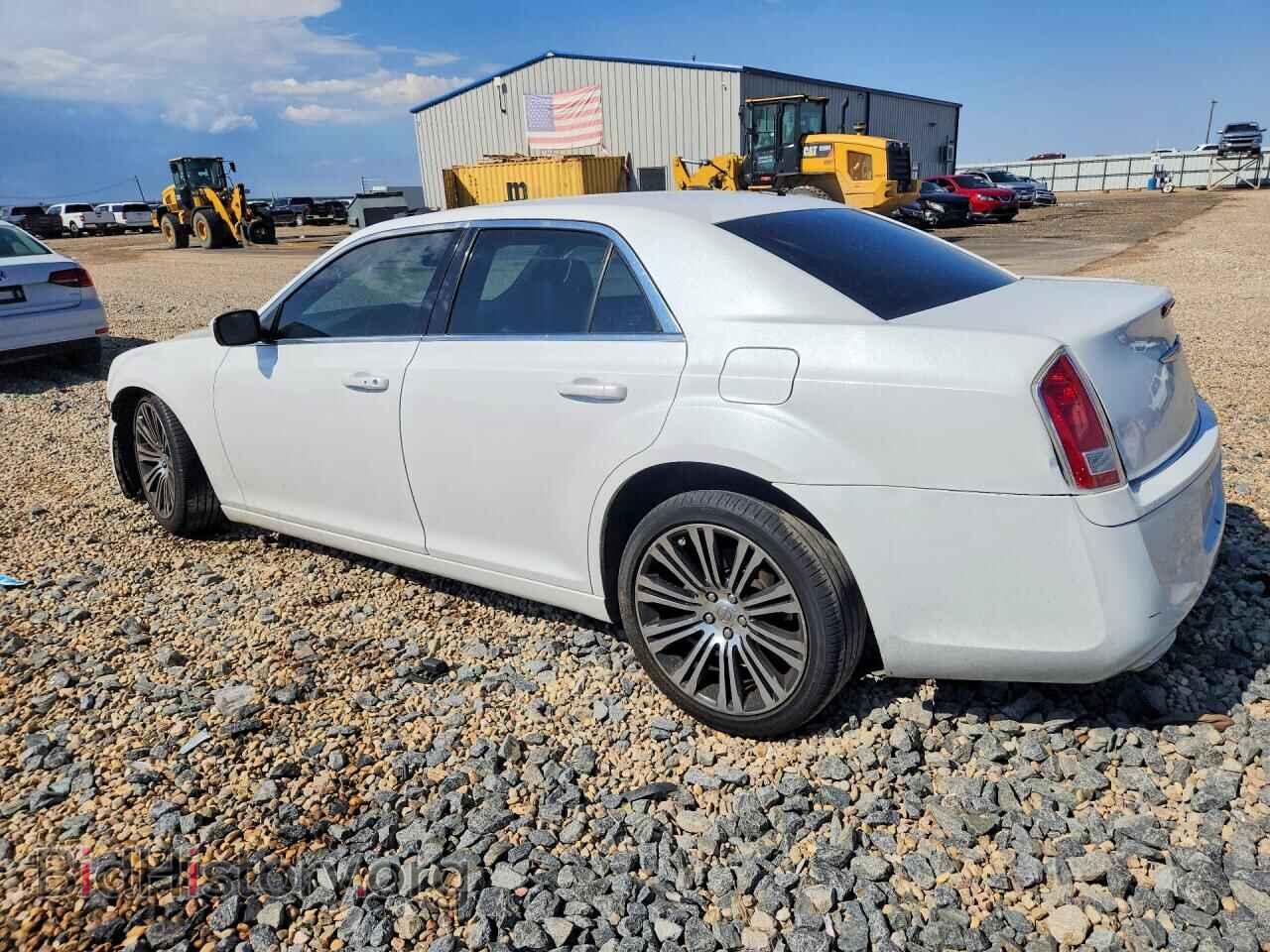 2013 CHRYSLER 300 - VIN: 2C3CCABG5DH708271 - Photo 2