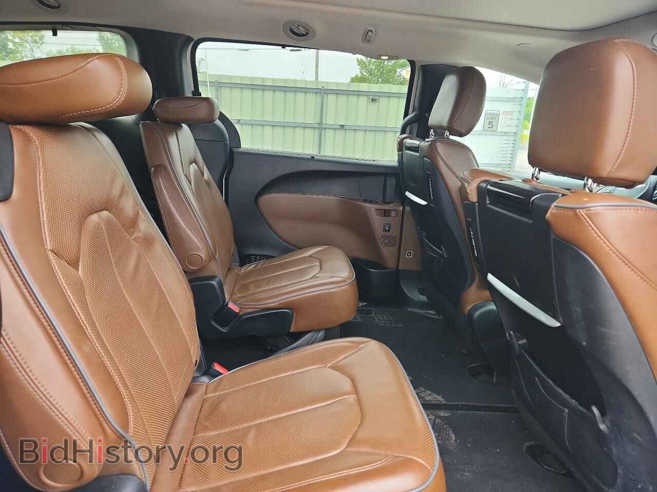2017 CHRYSLER PACIFICA - VIN: 2C4RC1GGXHR836018 - Photo 11
