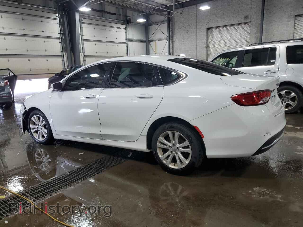 2015 CHRYSLER 200 - VIN: 1C3CCCAB0FN652364 - Фото 2
