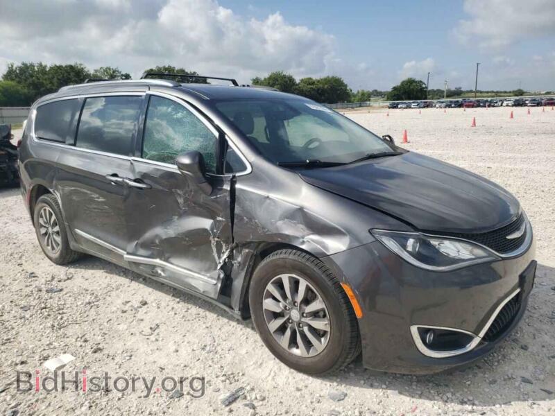 2019 Chrysler PACIFICA (VIN 2C4RC1EG5KR668573) — photo 4 of 13