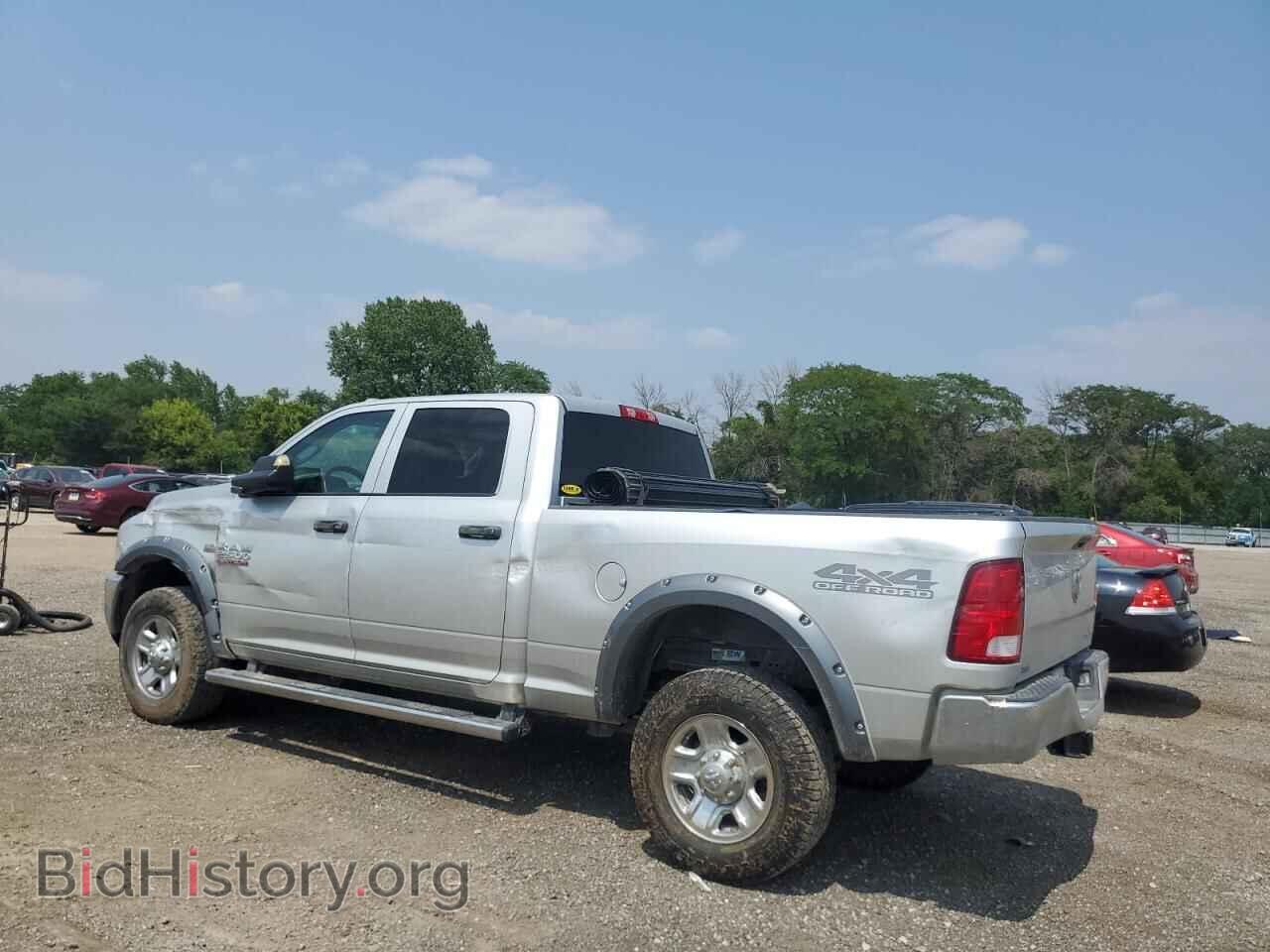 2017 RAM All Models - VIN: 3C6UR5CJ5HG732826 - Photo 2