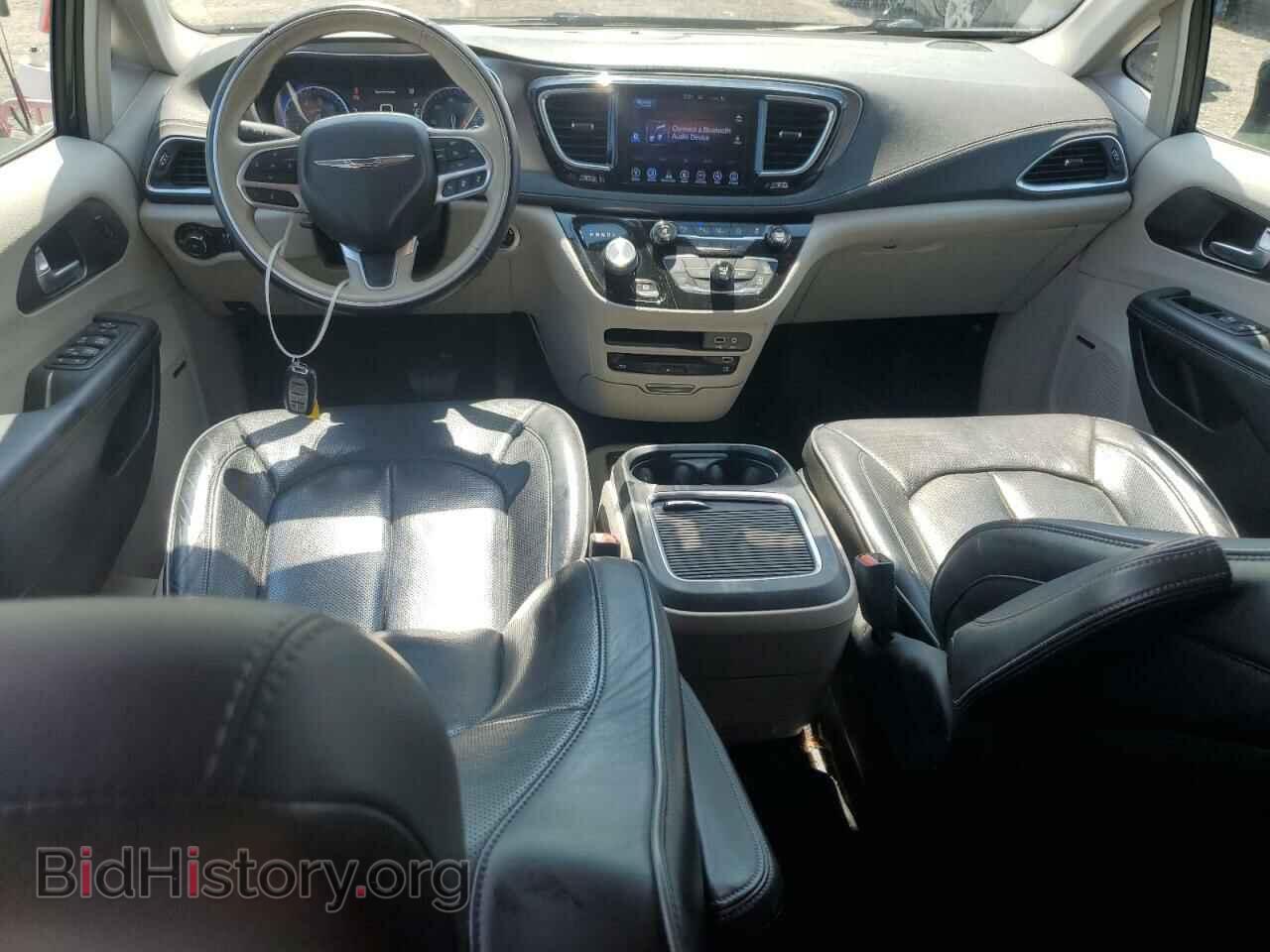 2017 CHRYSLER PACIFICA - VIN: 2C4RC1GGXHR741409 - Photo 8