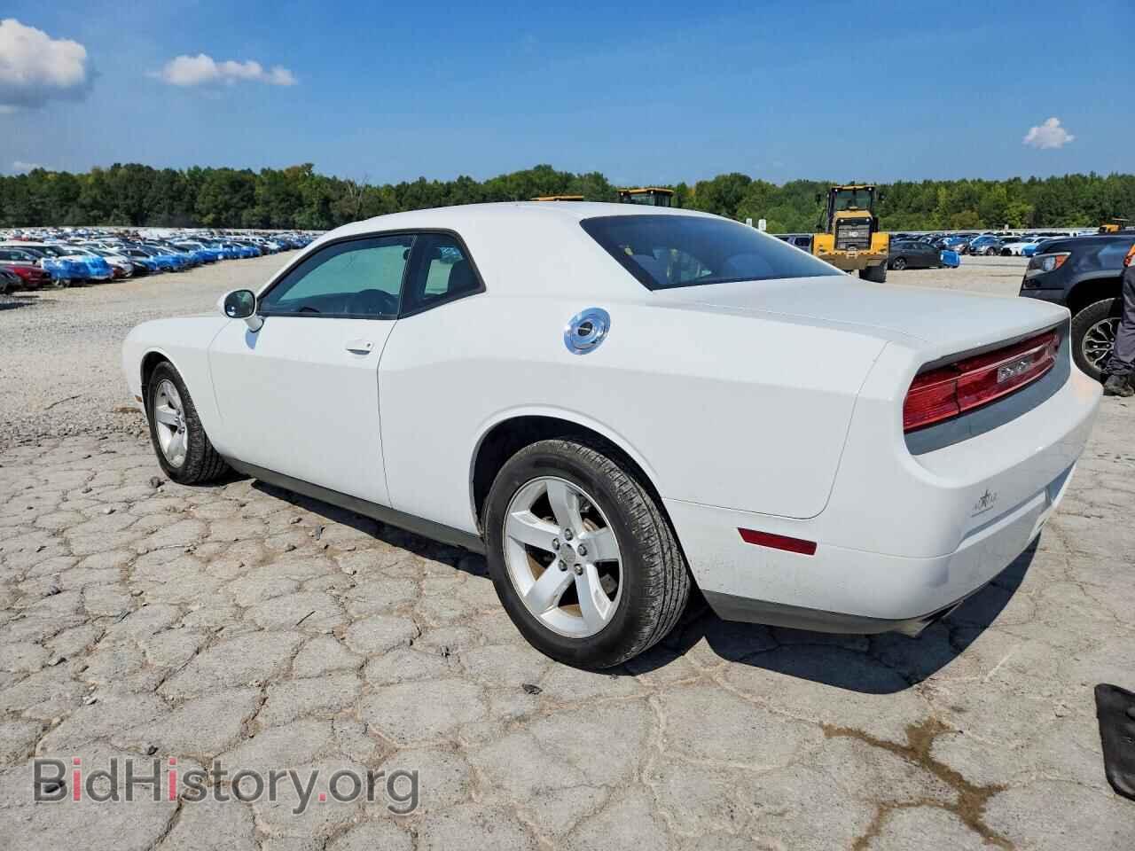 2014 DODGE CHALLENGER - VIN: 2C3CDYAG5EH267007 - Фото 2