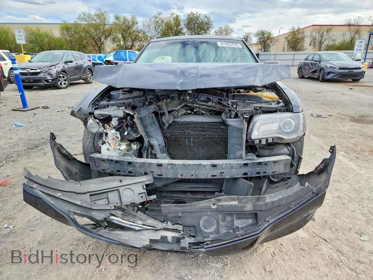 2019 CHRYSLER 300 - VIN: 2C3CCAAGXKH590345 - Photo 5