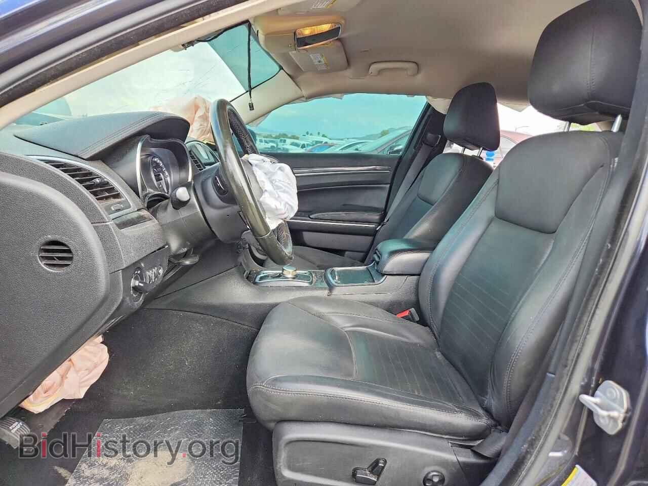 2019 CHRYSLER 300 - VIN: 2C3CCAAGXKH590345 - Photo 7