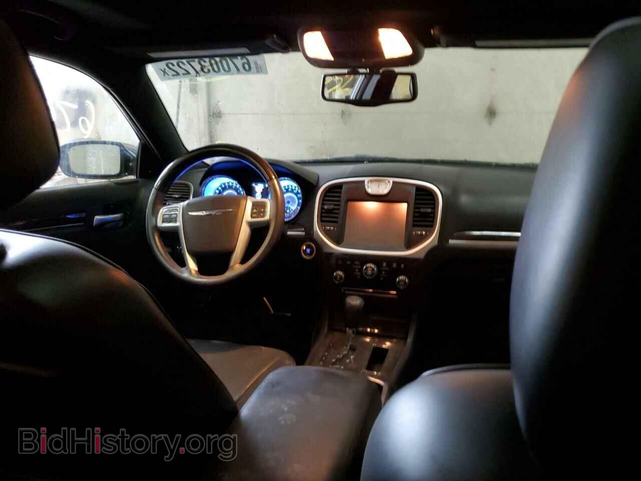 2013 CHRYSLER 300 - VIN: 2C3CCAETXDH743333 - Фото 8