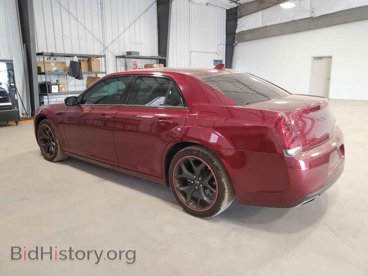 2023 CHRYSLER 300 - VIN: 2C3CCAAG3PH707545 - Фото 2