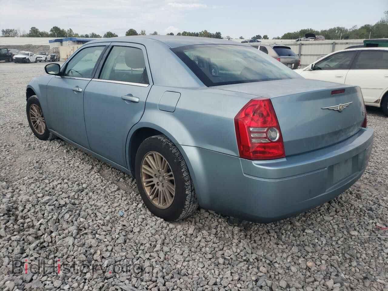 2009 CHRYSLER 300 - VIN: 2C3KA43D49H599963 - Фото 2