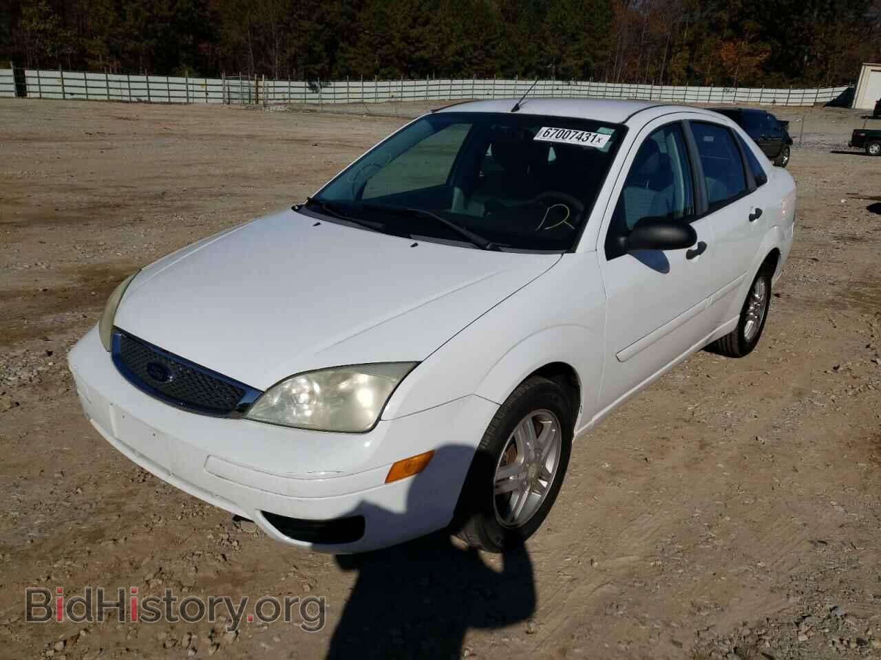 2007 FORD FOCUS - VIN: 1FAFP34NX7W312157 - Фото 2