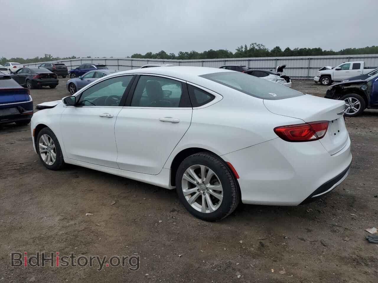 2016 CHRYSLER 200 - VIN: 1C3CCCAB0GN120596 - Фото 2
