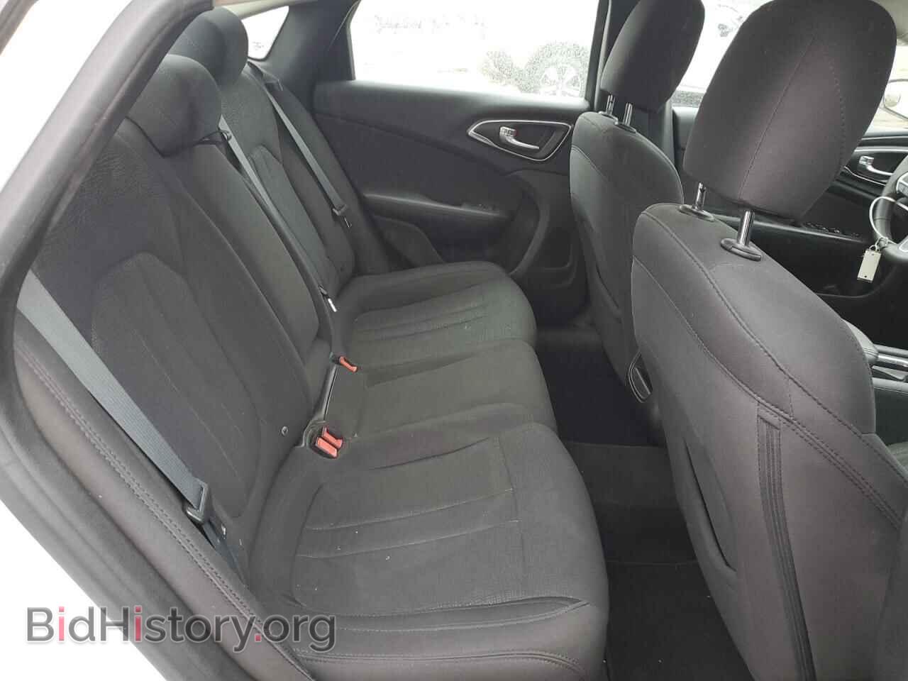 2016 CHRYSLER 200 - VIN: 1C3CCCAB0GN120596 - Фото 10