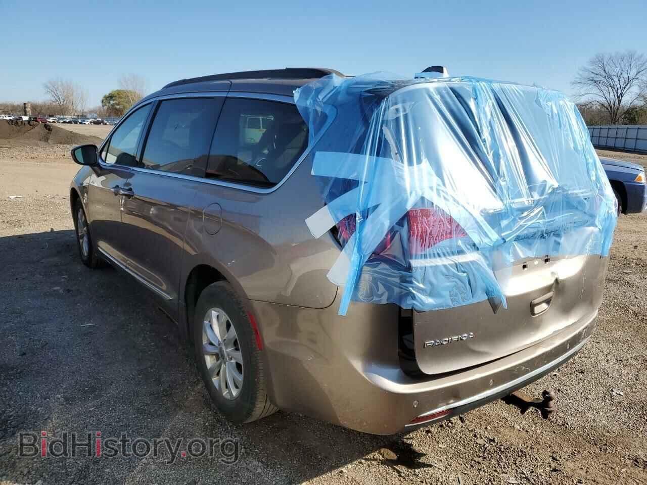 2017 CHRYSLER PACIFICA - VIN: 2C4RC1BG8HR660741 - Photo 3