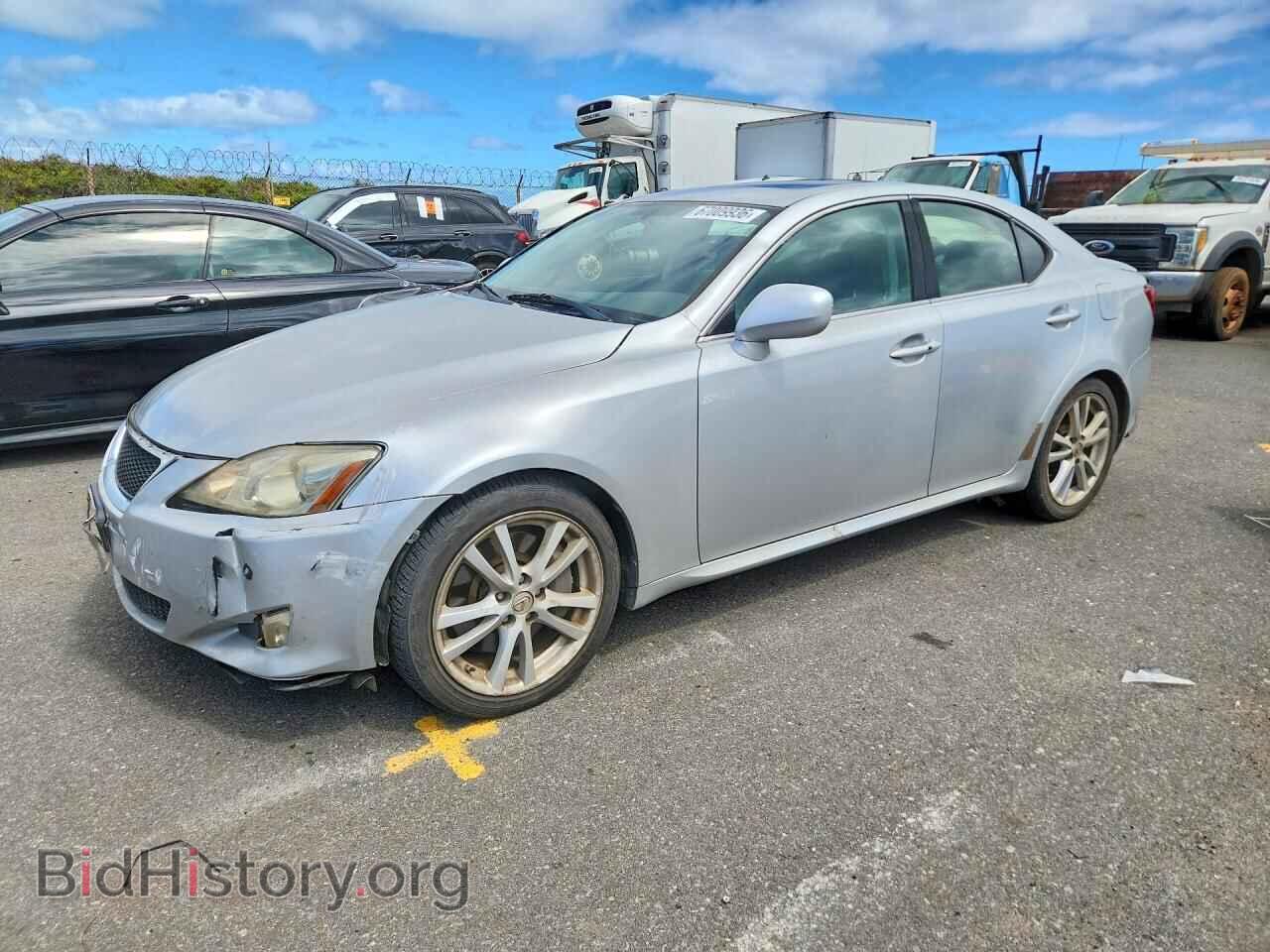 Photo JTHBE262X65003951 - LEXUS IS 2006