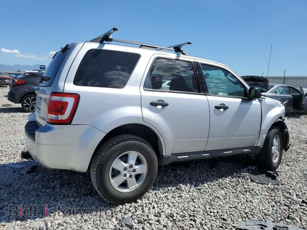 2011 FORD ESCAPE - VIN: 1FMCU0D73BKB66783 - Фото 3