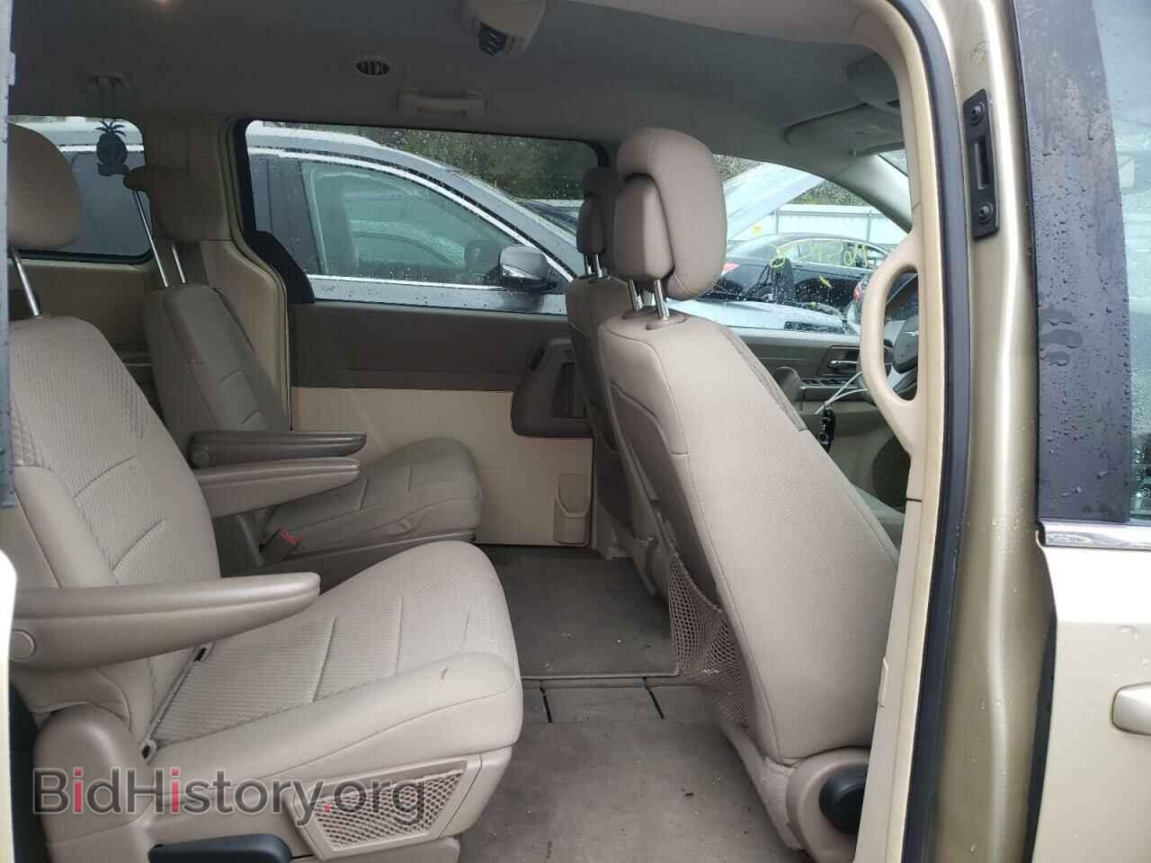 2010 CHRYSLER MINIVAN - VIN: 2A4RR2D13AR376530 - Photo 11