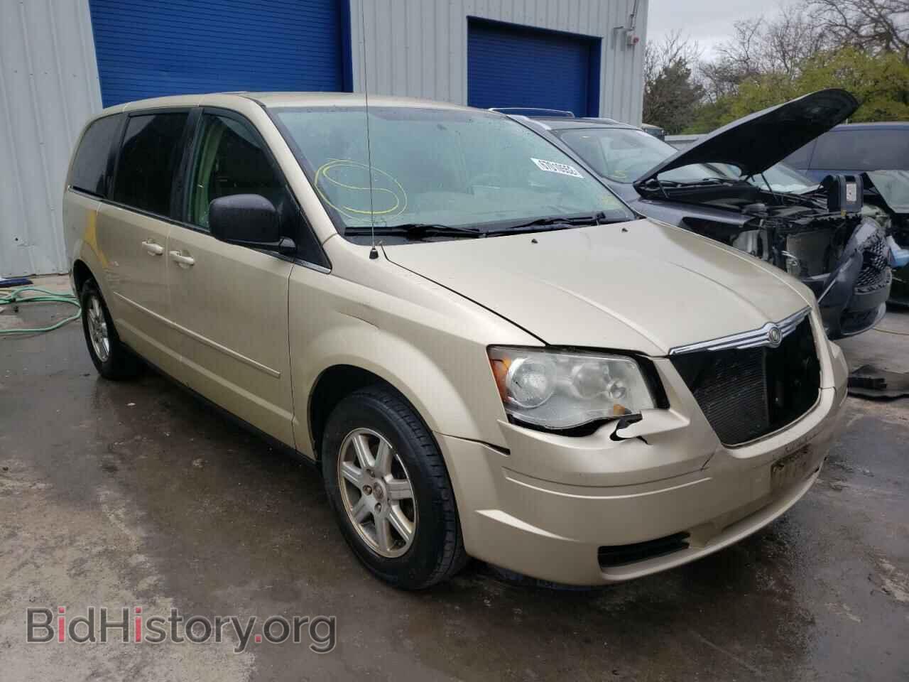 2010 CHRYSLER MINIVAN - VIN: 2A4RR2D13AR376530 - Photo 4