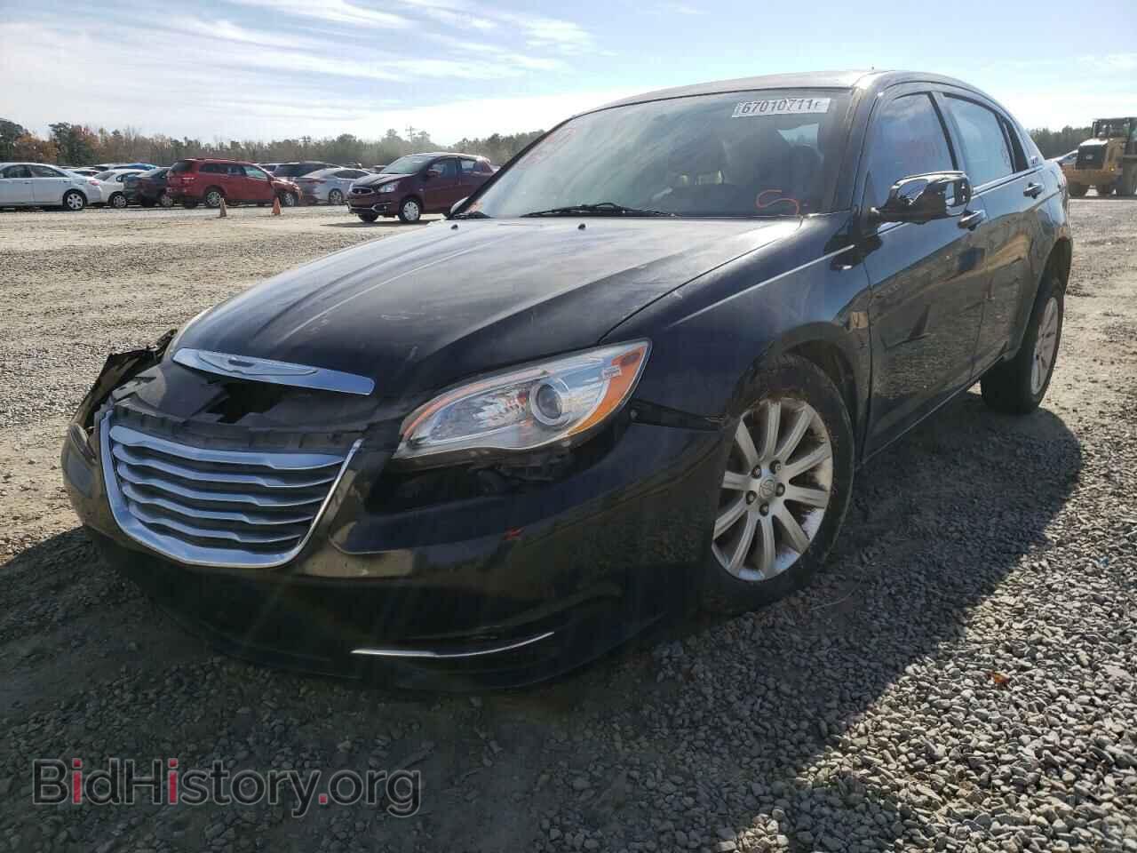2013 CHRYSLER 200 - VIN: 1C3CCBBB9DN596074 - Photo 2
