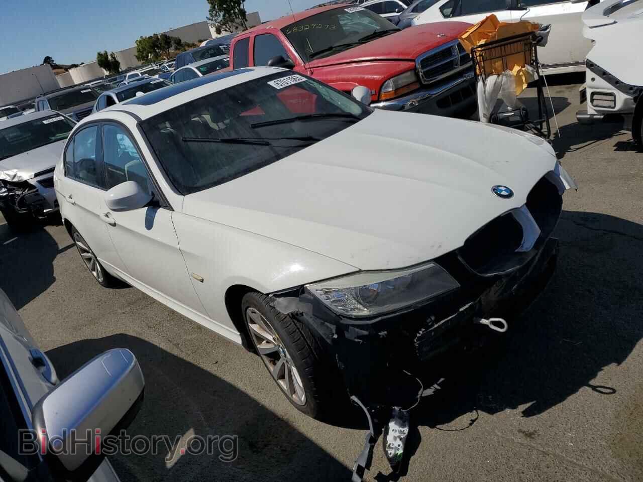 2011 BMW I SERIES - VIN: WBAPH5G52BNM79448 - Фото 4