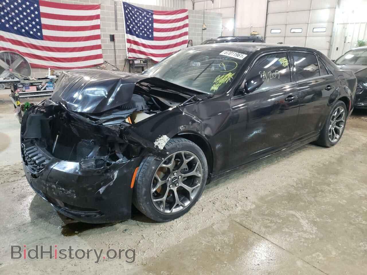 2016 CHRYSLER 300 - VIN: 2C3CCABG9GH123942 - Фото 2