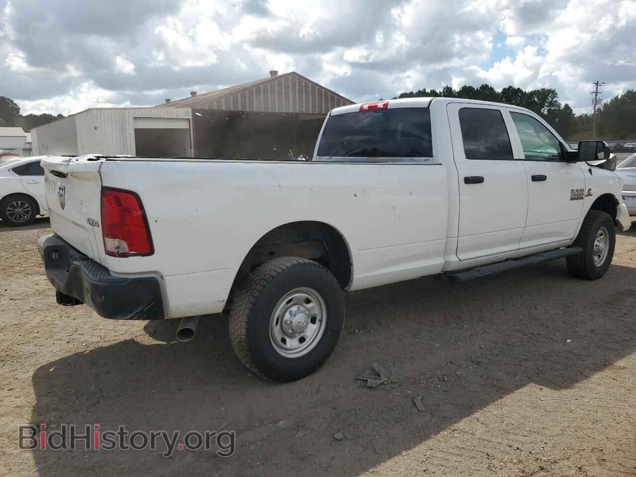 2017 RAM All Models - VIN: 3C6UR5HL5HG730276 - Фото 3