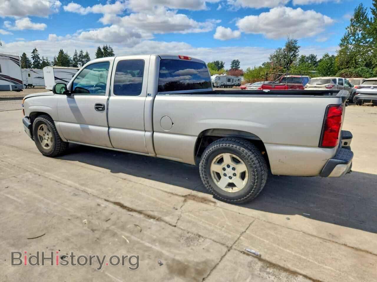 2005 CHEVROLET SILVERADO - VIN: 2GCEC19V551320895 - Photo 2