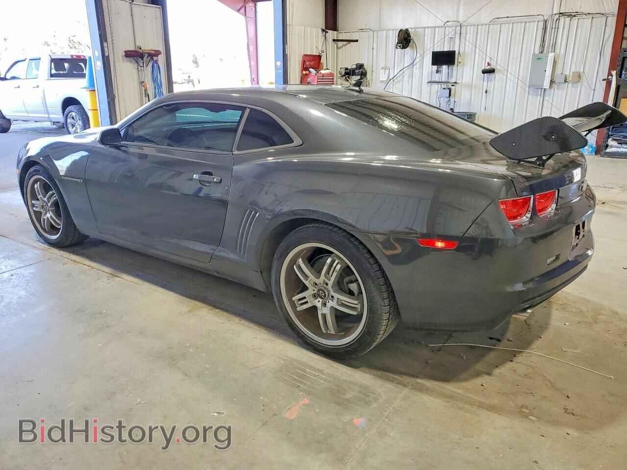2011 CHEVROLET CAMARO - VIN: 2G1FE1ED7B9182665 - Photo 2