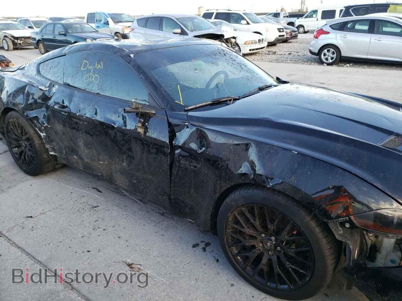 2019 FORD MUSTANG - VIN: 1FA6P8CF9K5191403 - Фото 9
