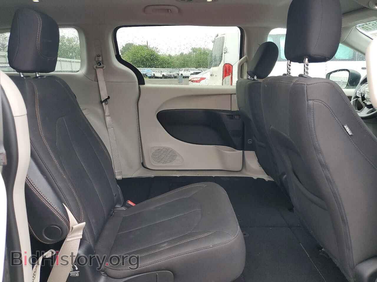 2017 CHRYSLER PACIFICA - VIN: 2C4RC1DG9HR797054 - Фото 11
