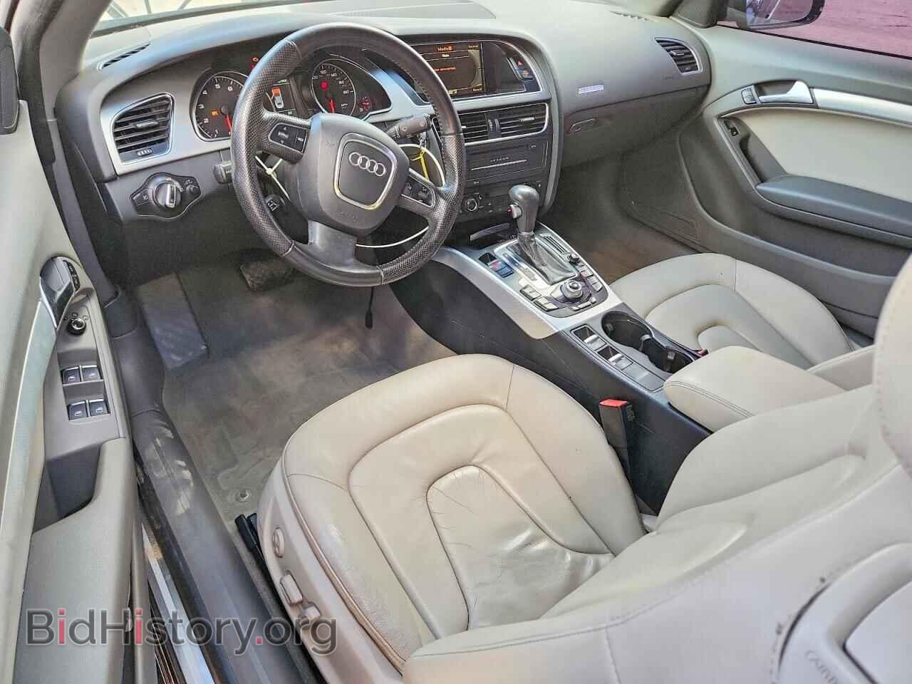 2011 AUDI A5 - VIN: WAULFAFH8BN004850 - Фото 8